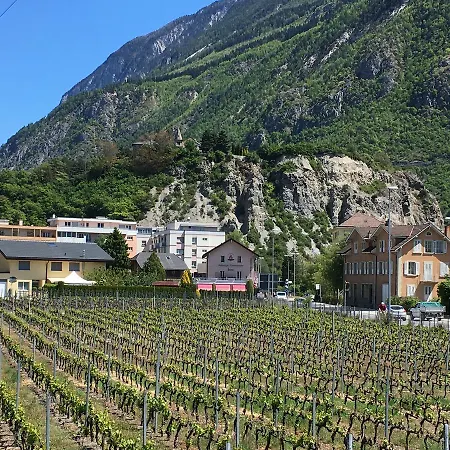 La Promenade Hotel 3*