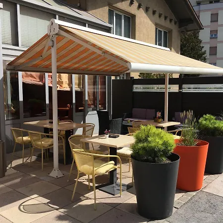 La Promenade Hotel 3*